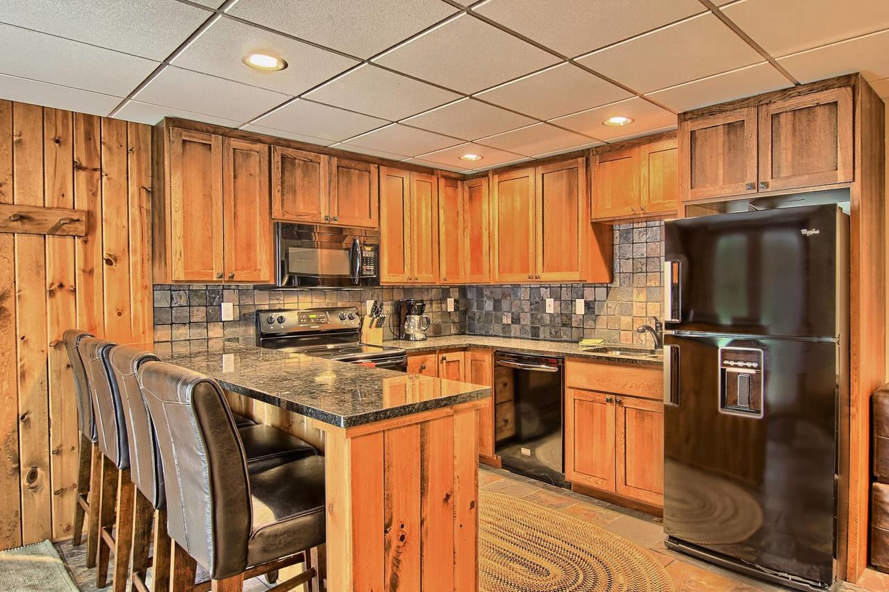 781 Disciples Village Condo - thumb 0