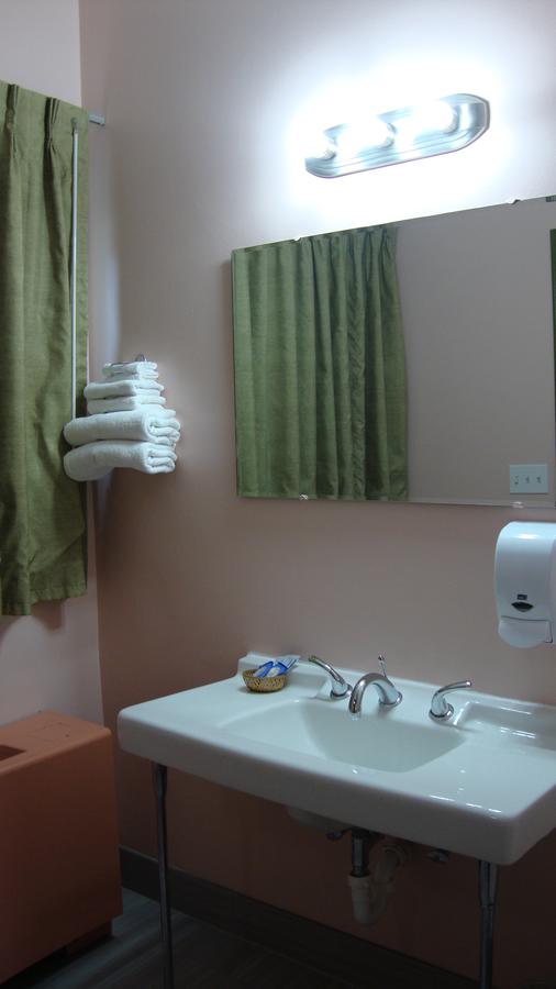 Pinconning Trail Inn Motel - thumb 33