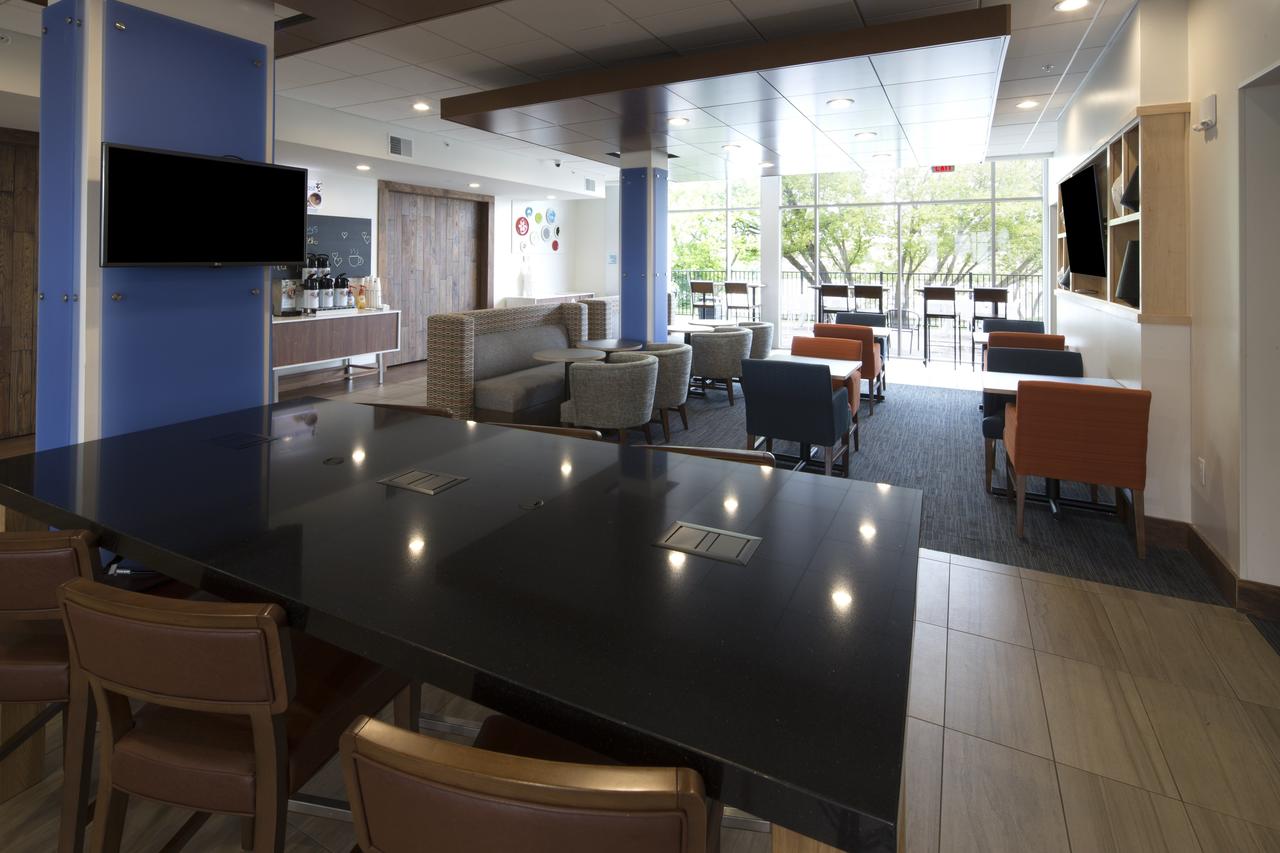 Holiday Inn Express & Suites Alpena - Downtown - thumb 14