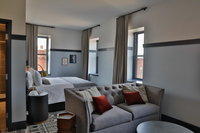 Booking Stillwater Tourism House