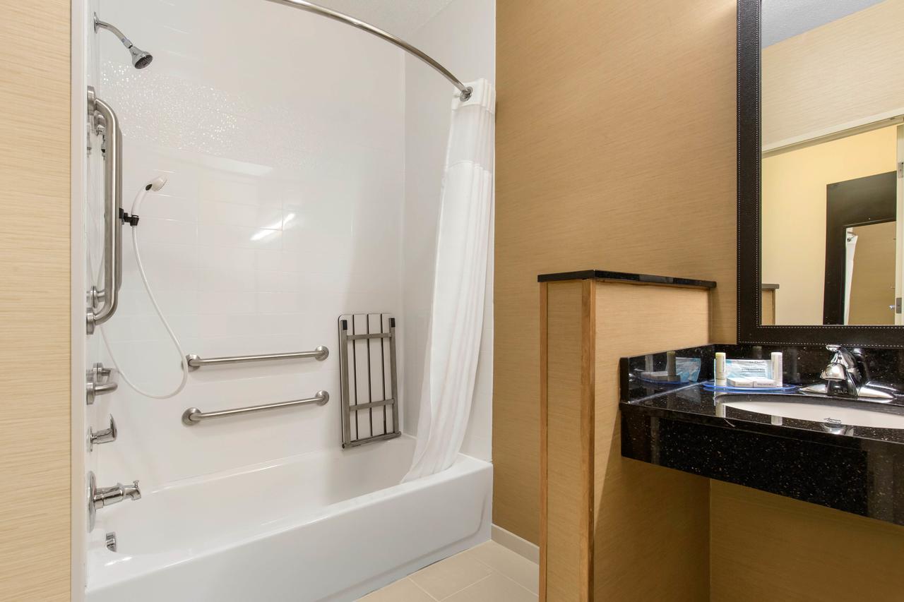 Fairfield Inn & Suites St. Cloud - thumb 11