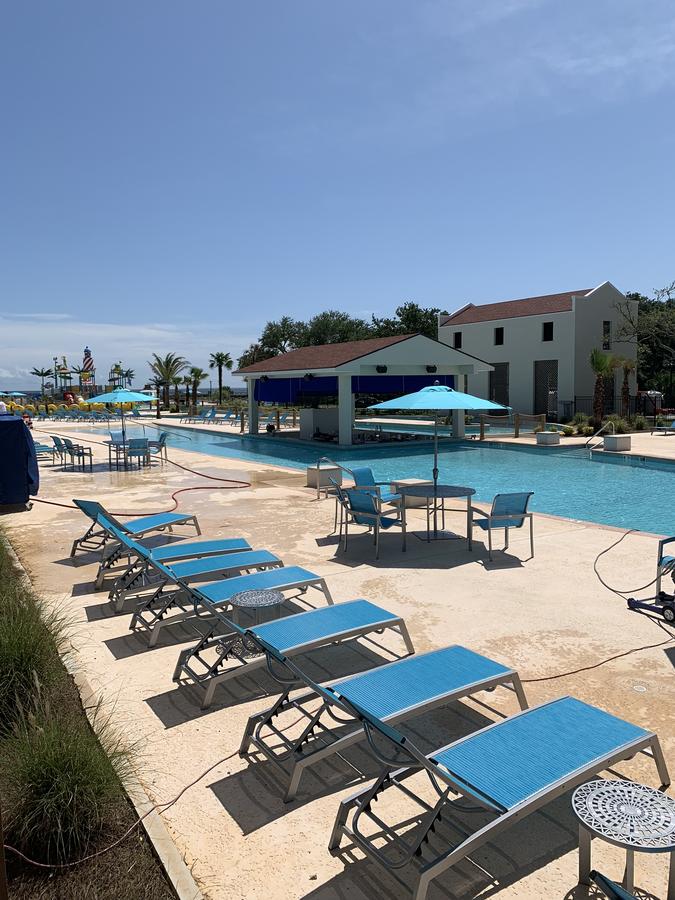 Oasis Resort Gulfport - thumb 1