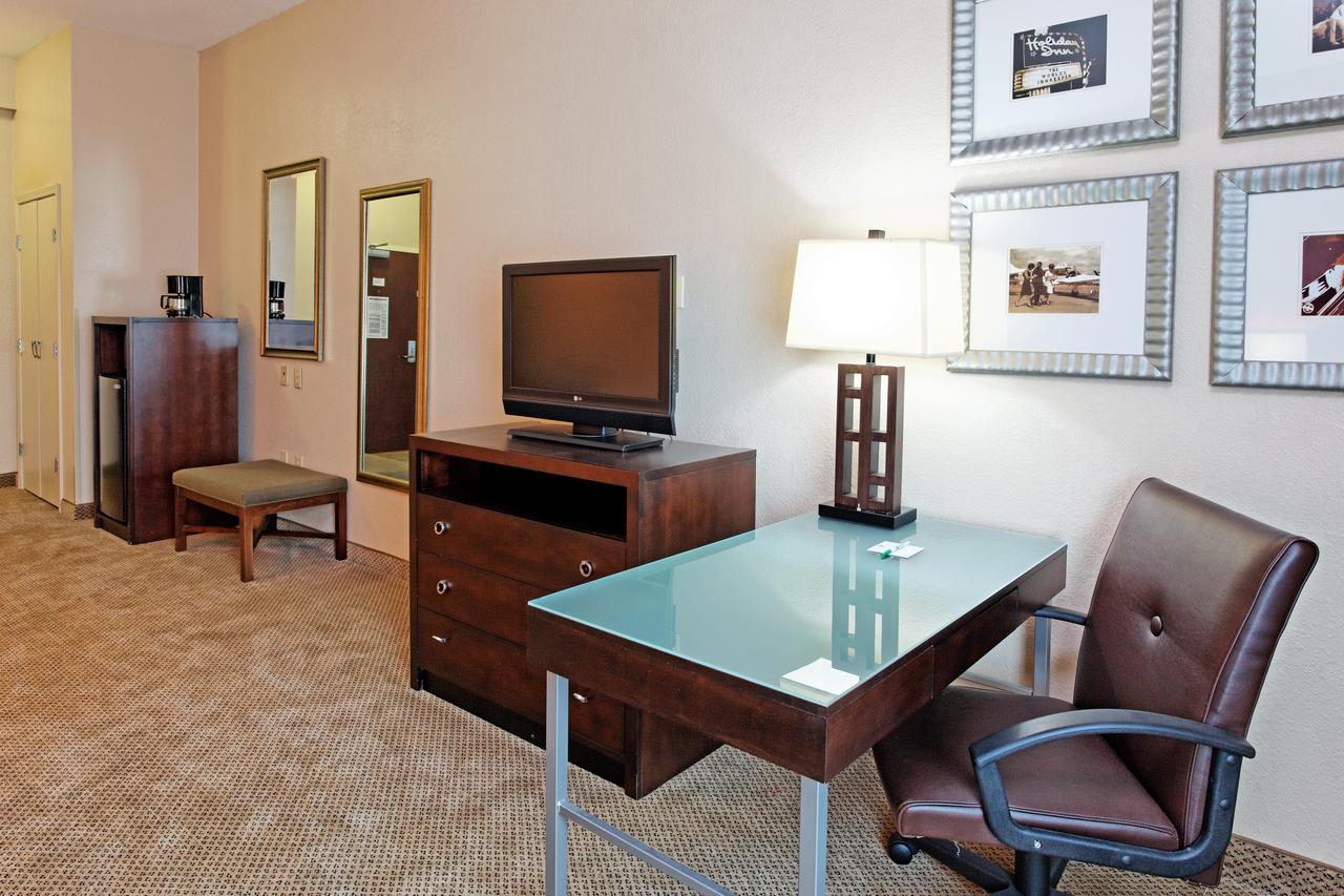 Holiday Inn Hotels Batesville - thumb 17