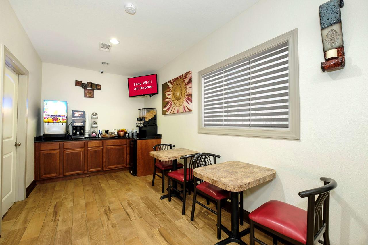 Red Roof Inn Columbus, MS - thumb 9