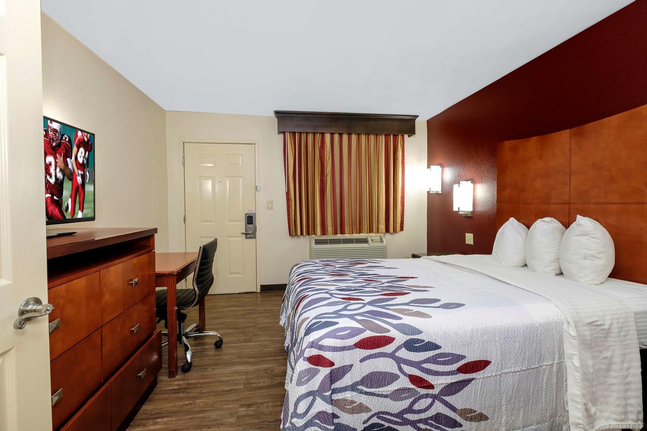 Red Roof Inn Columbus, MS - thumb 11