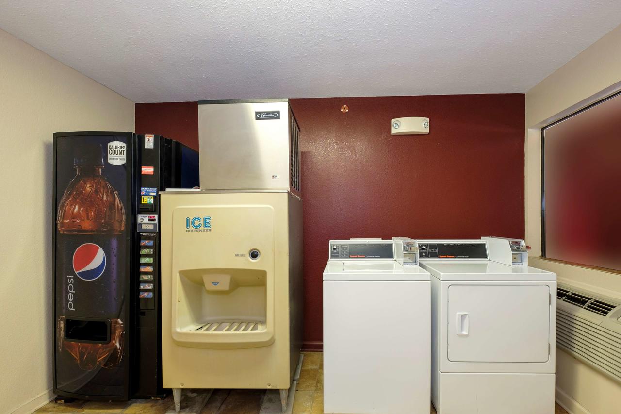 Red Roof Inn Columbus, MS - thumb 22