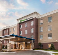Holiday Inn Express  Suites St. Louis - Chesterfield - Tourism House