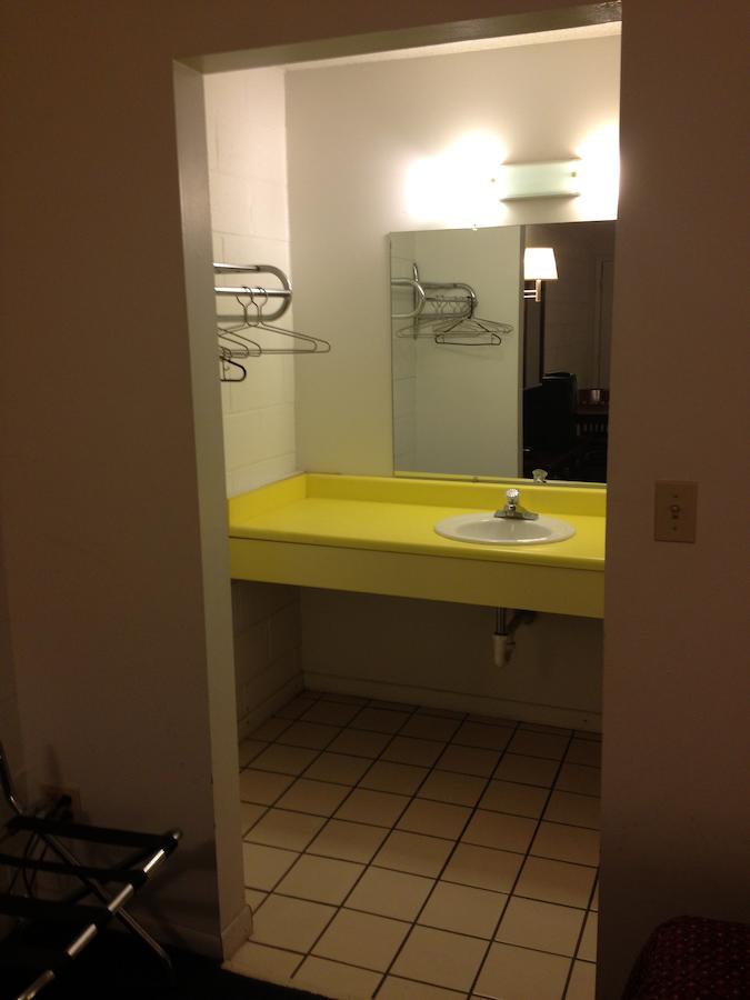 Slumber Inn Of Harrisonville - thumb 8