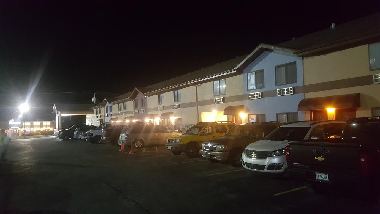 Americas Best Value Inn & Suites Harrisonville - thumb 22
