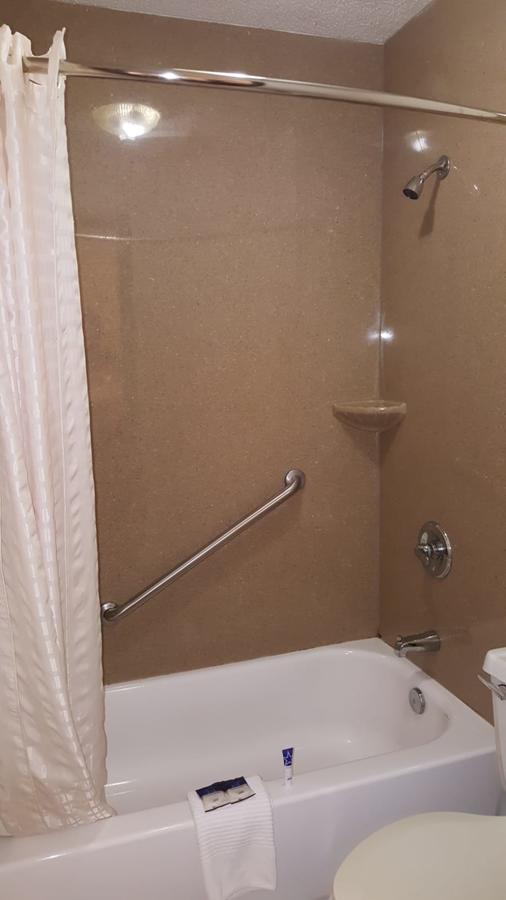 Americas Best Value Inn & Suites Harrisonville - thumb 38