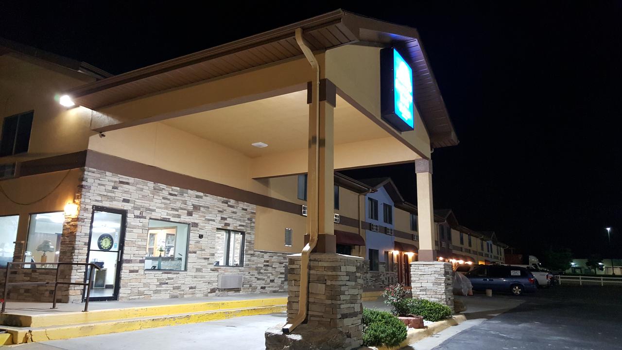 Americas Best Value Inn & Suites Harrisonville - thumb 21