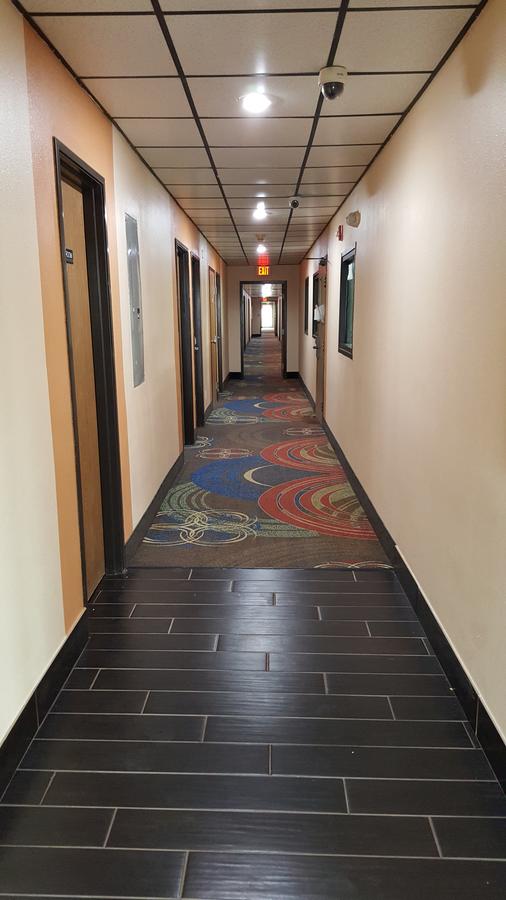 Americas Best Value Inn & Suites Harrisonville - thumb 36