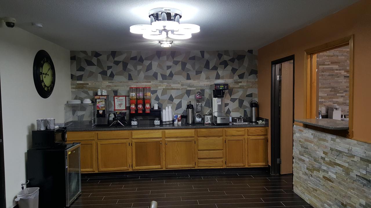 Americas Best Value Inn & Suites Harrisonville - thumb 30