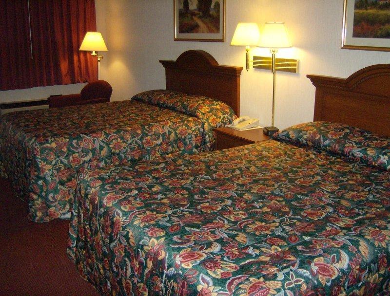 Harrisonville Inn & Suites - thumb 3