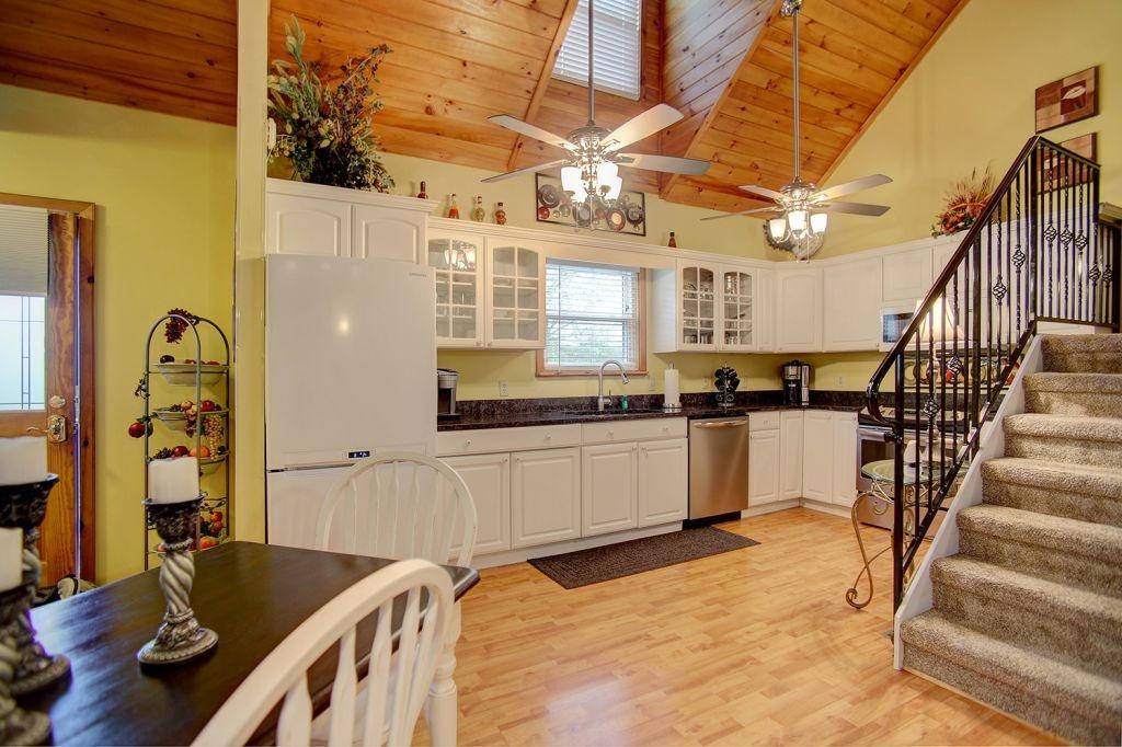 Back Porch Paradise Home - thumb 30