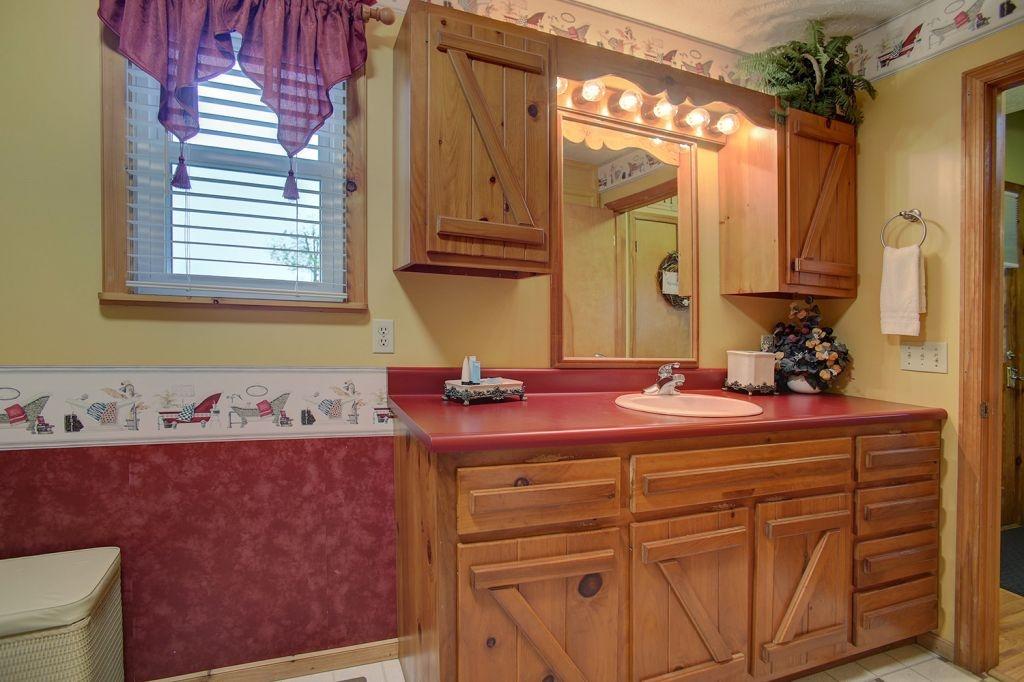 Back Porch Paradise Home - thumb 21