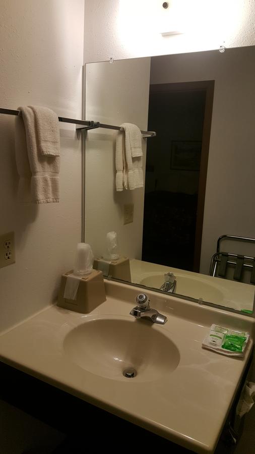 Beaver Creek Inn And Suites - thumb 9