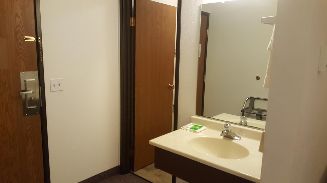 Beaver Creek Inn And Suites - thumb 13