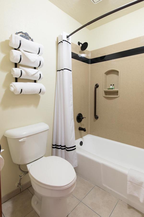 Crosswinds Inn - thumb 2