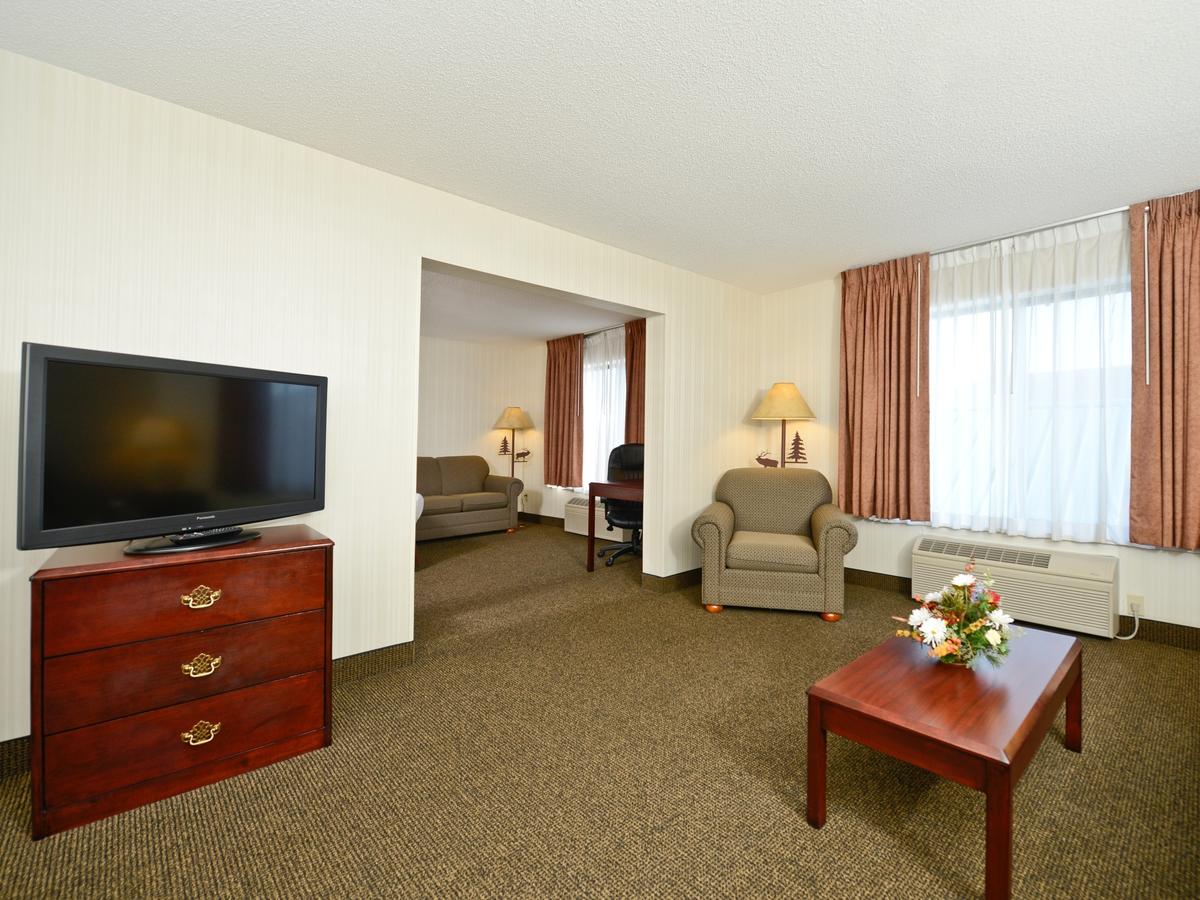 Clubhouse Inn - thumb 24