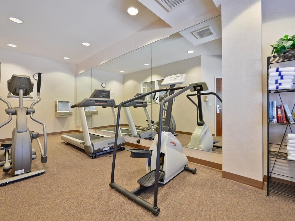 Clubhouse Inn - thumb 15