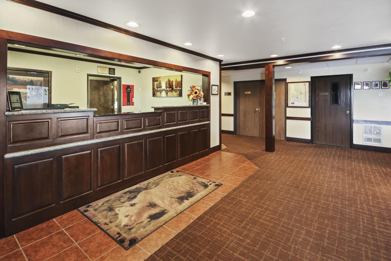 Yellowstone West Gate Hotel - thumb 7