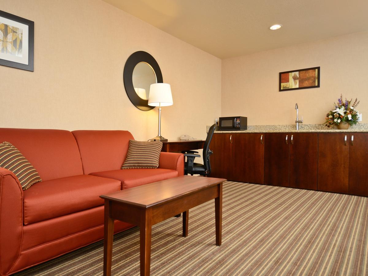 Yellowstone West Gate Hotel - thumb 30