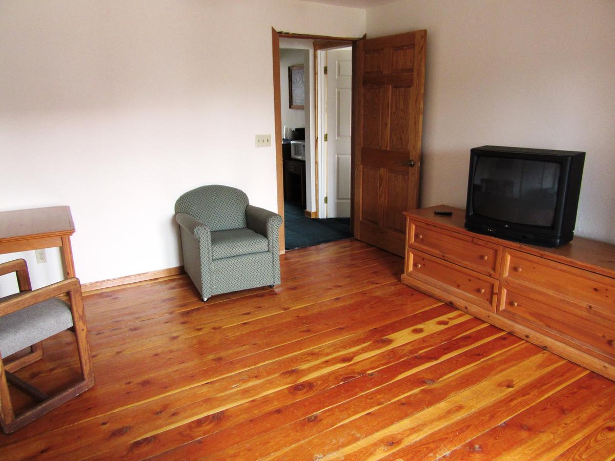 Yellowstone Country Inn - thumb 33