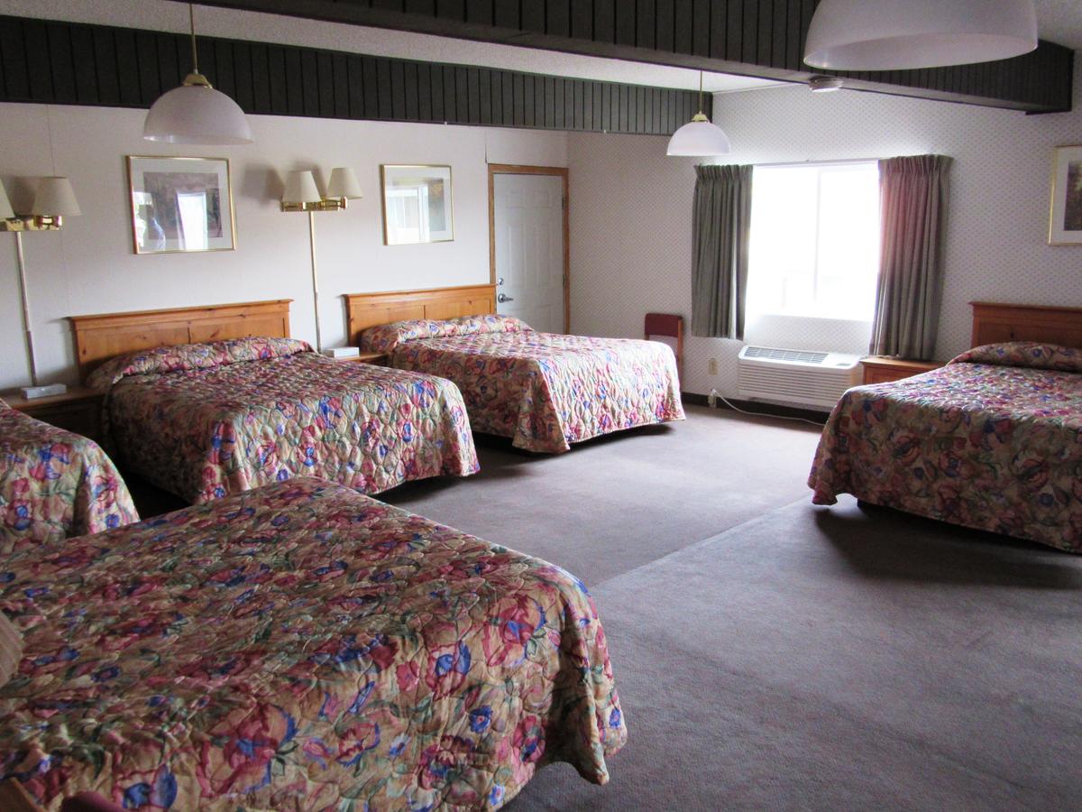 Yellowstone Country Inn - thumb 38