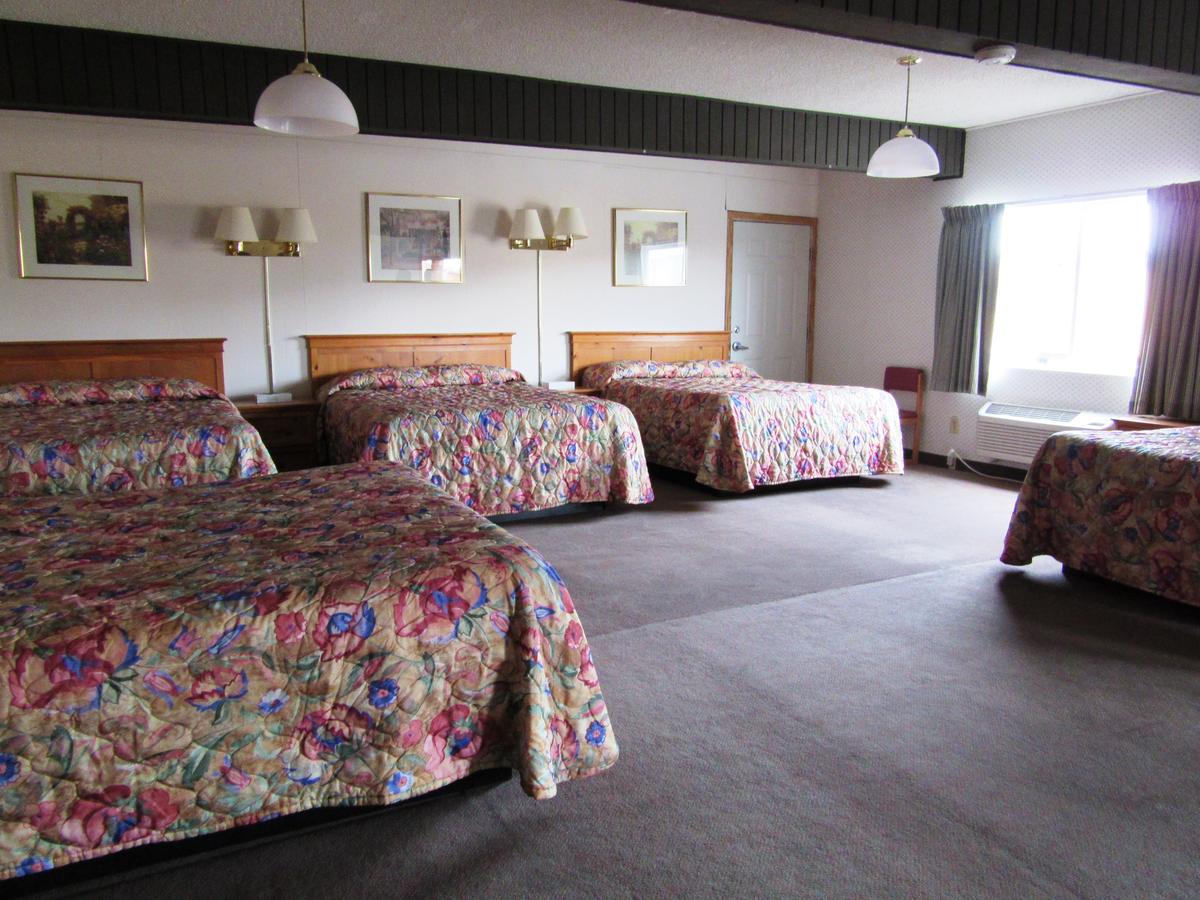 Yellowstone Country Inn - thumb 34