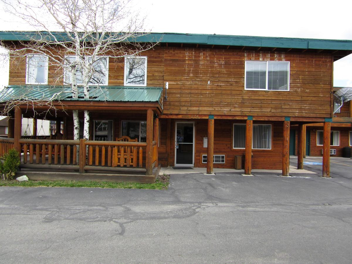 Yellowstone Country Inn - thumb 7