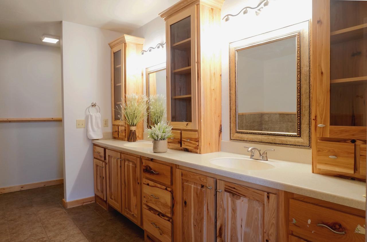 The Aspen Condos - thumb 30