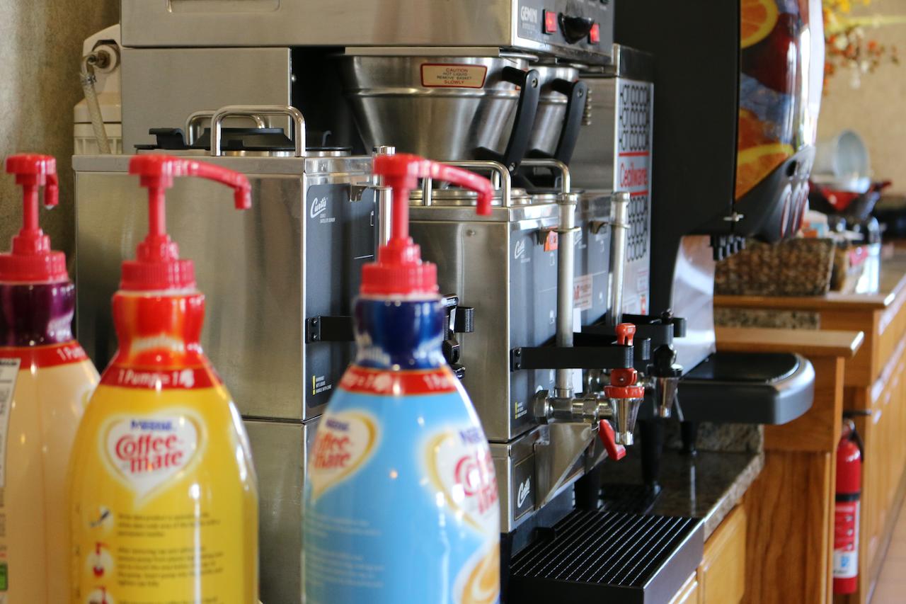 Gray Wolf Inn & Suites - thumb 34