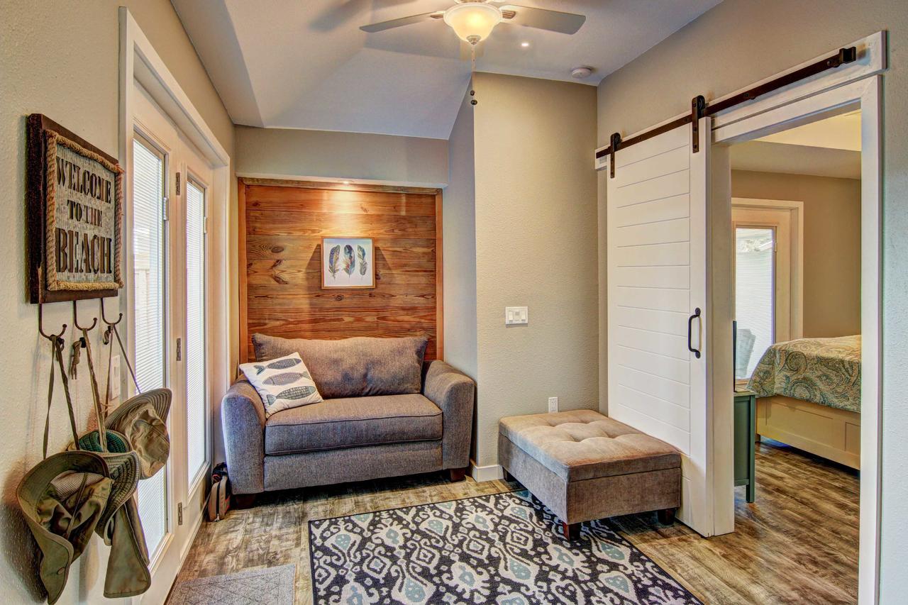 Walk To Beach From Outstanding Classic Residence - thumb 20