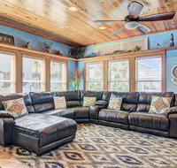 VW67 - Whale of a Time - Tourism House