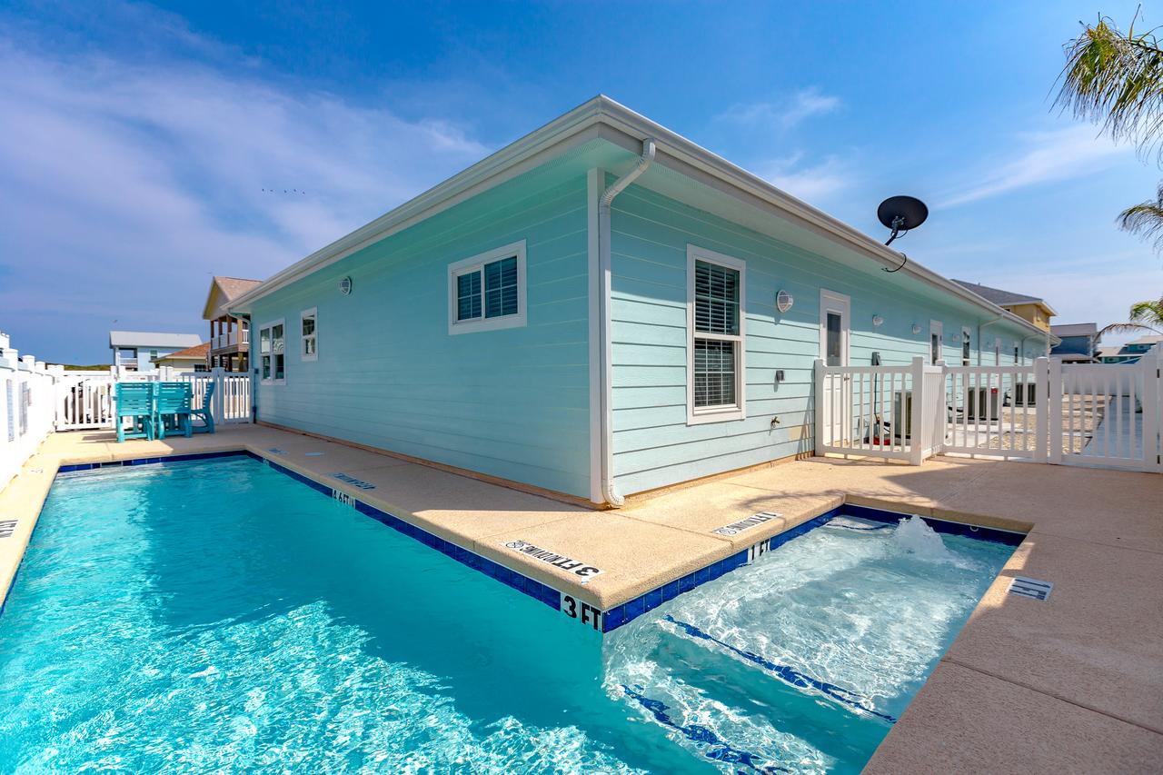 Island Time 102 Townhouse