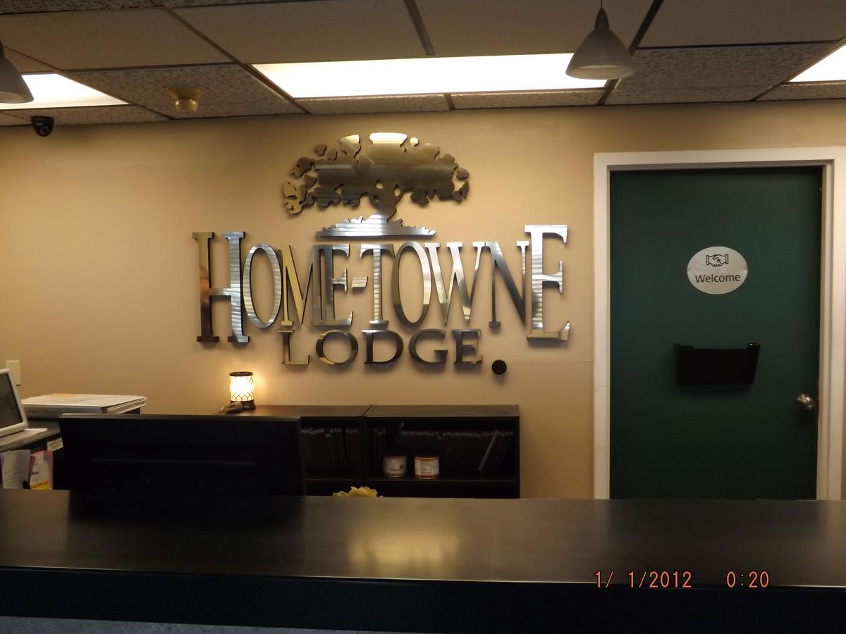 Home-Towne Lodge Omaha - thumb 3