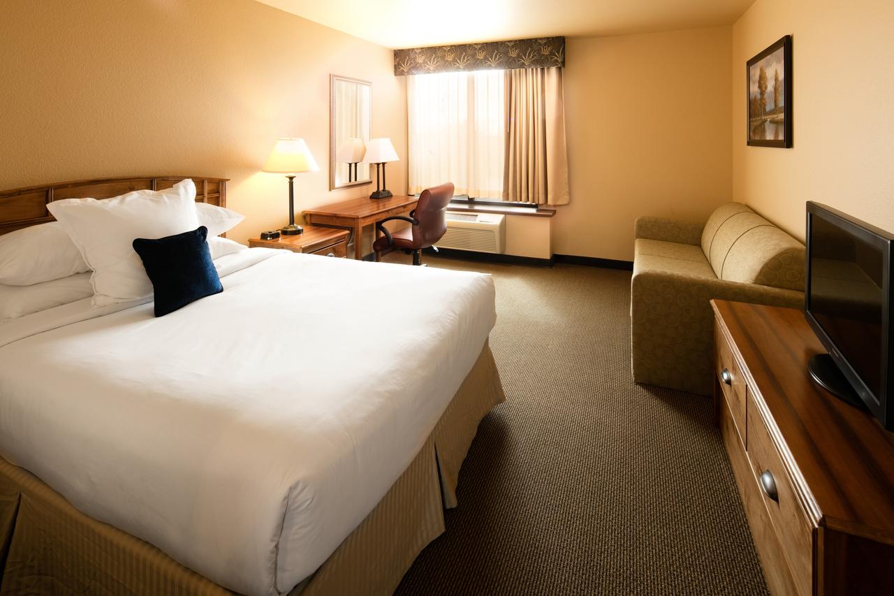 Ramada Plaza By Wyndham Omaha - thumb 28