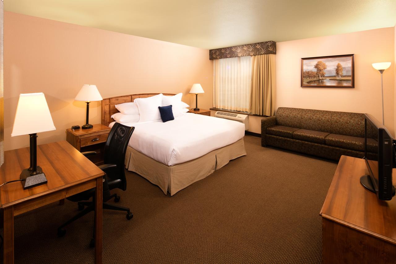 Ramada Plaza By Wyndham Omaha - thumb 14