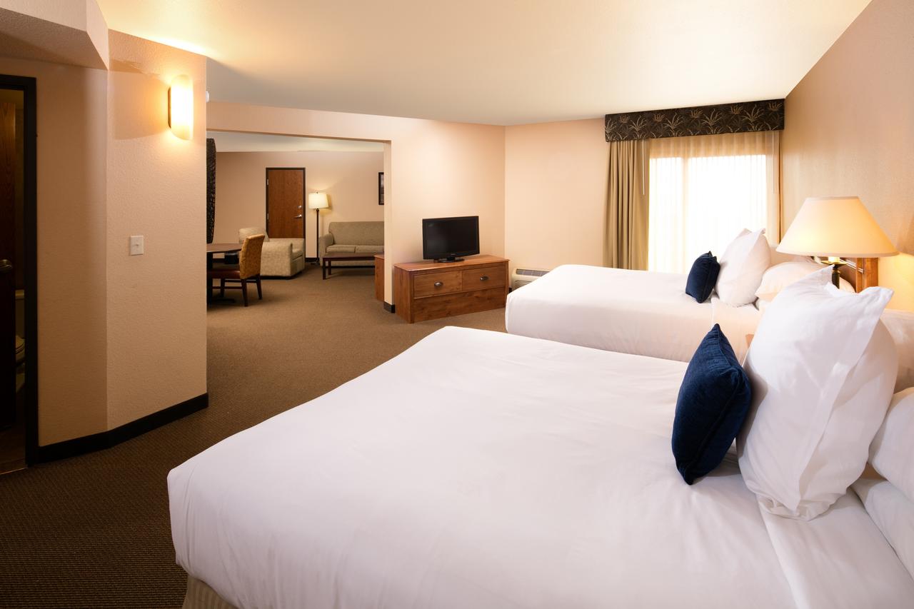 Ramada Plaza By Wyndham Omaha - thumb 15