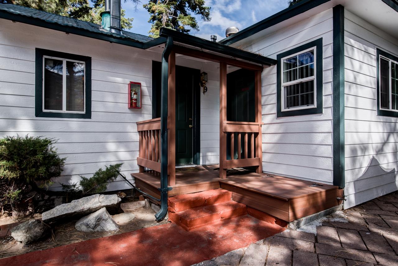 Doc's Cottages South Lake Tahoe - thumb 0