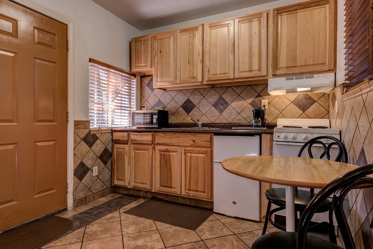 Doc's Cottages South Lake Tahoe - thumb 8