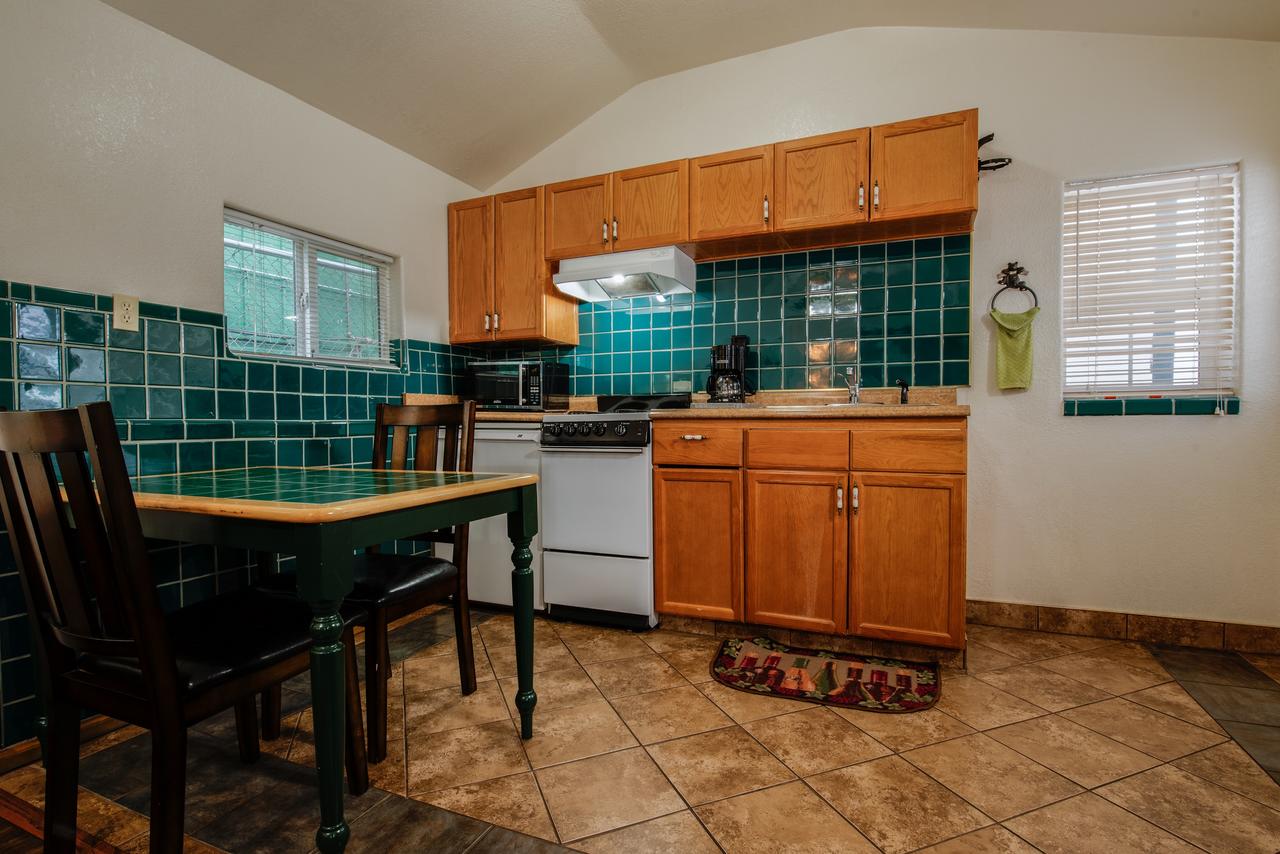 Doc's Cottages South Lake Tahoe - thumb 34