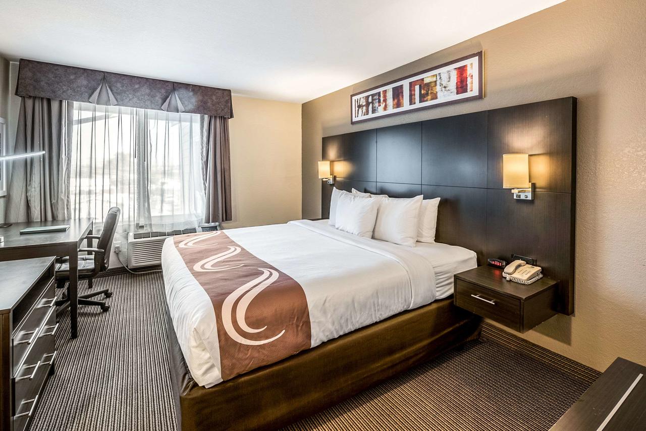 Quality Inn And Suites Reno - thumb 4