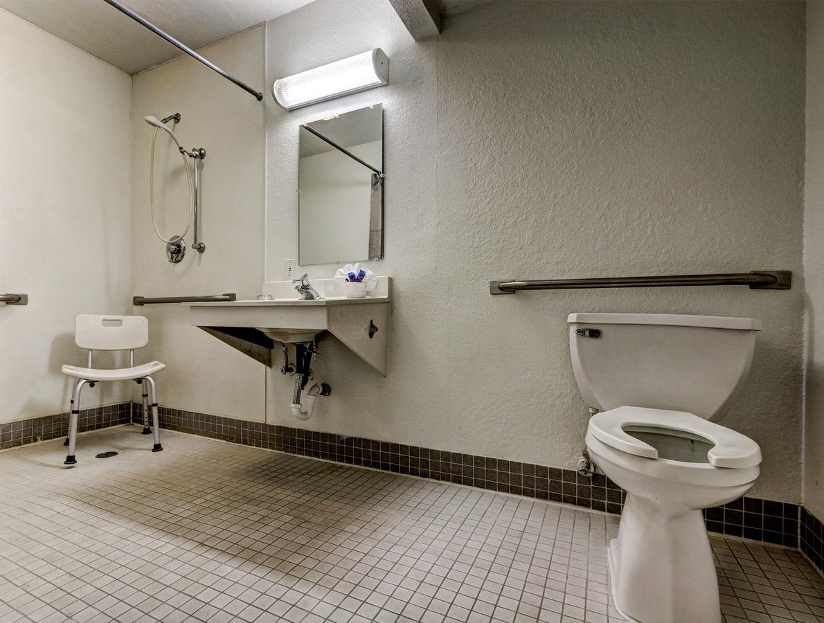 Motel 6 Wells - thumb 23