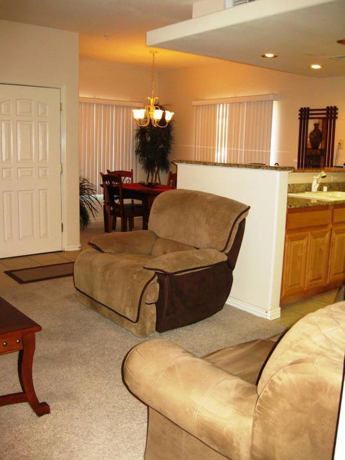 2 Bedroom Condo In Mesquite #82 - thumb 4