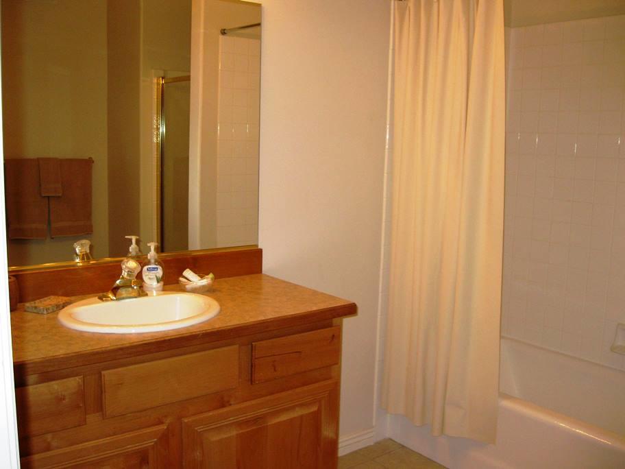 2 Bedroom Condo In Mesquite #82 - thumb 14