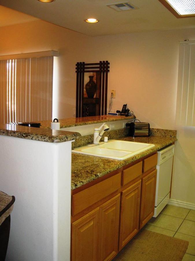 2 Bedroom Condo In Mesquite #82 - thumb 10