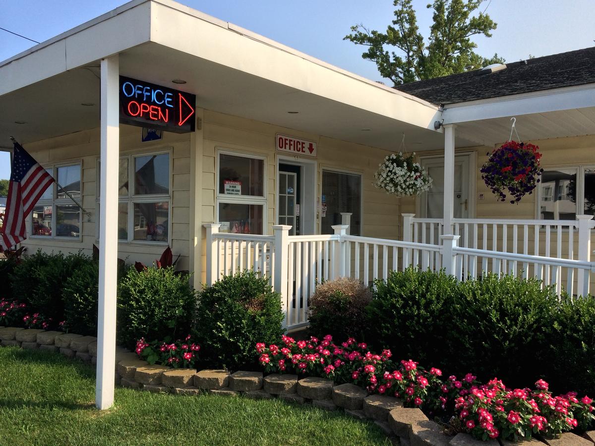 Simpsons Motel - thumb 2