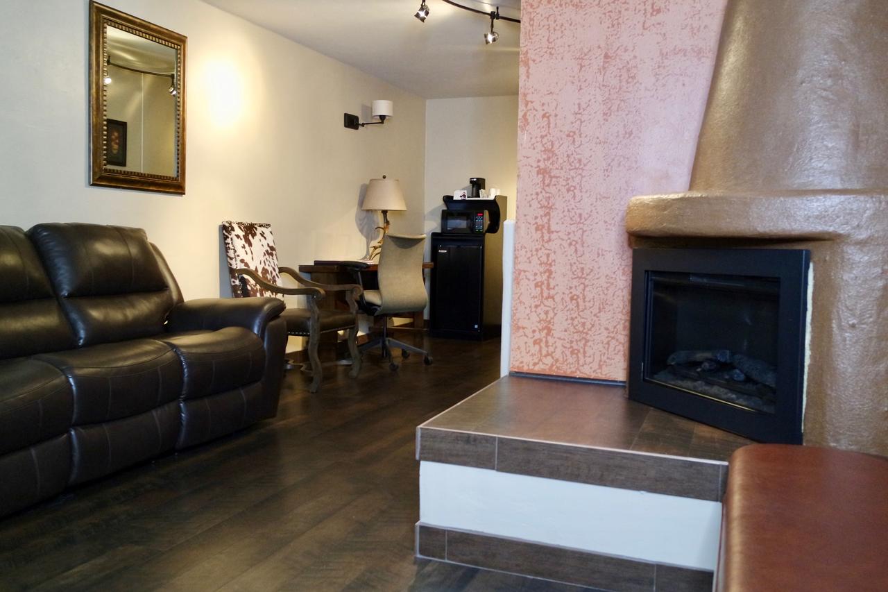 Ramada By Wyndham Las Cruces Hotel & Conference Center - thumb 19